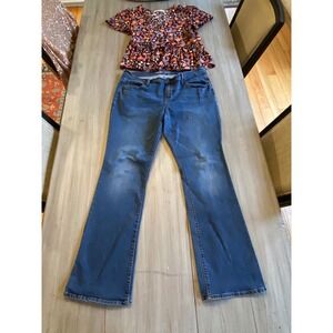 Old Navy Mid Rise Original Bootcut Jeans Blue Denim Women's Size 14